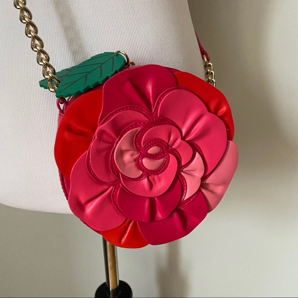 ❌SOLD❌Kate Spade Rambling Roses Crossbody Purse